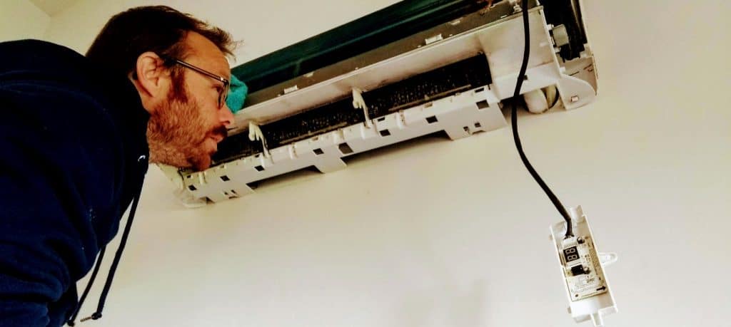 how to clean my heat pump
