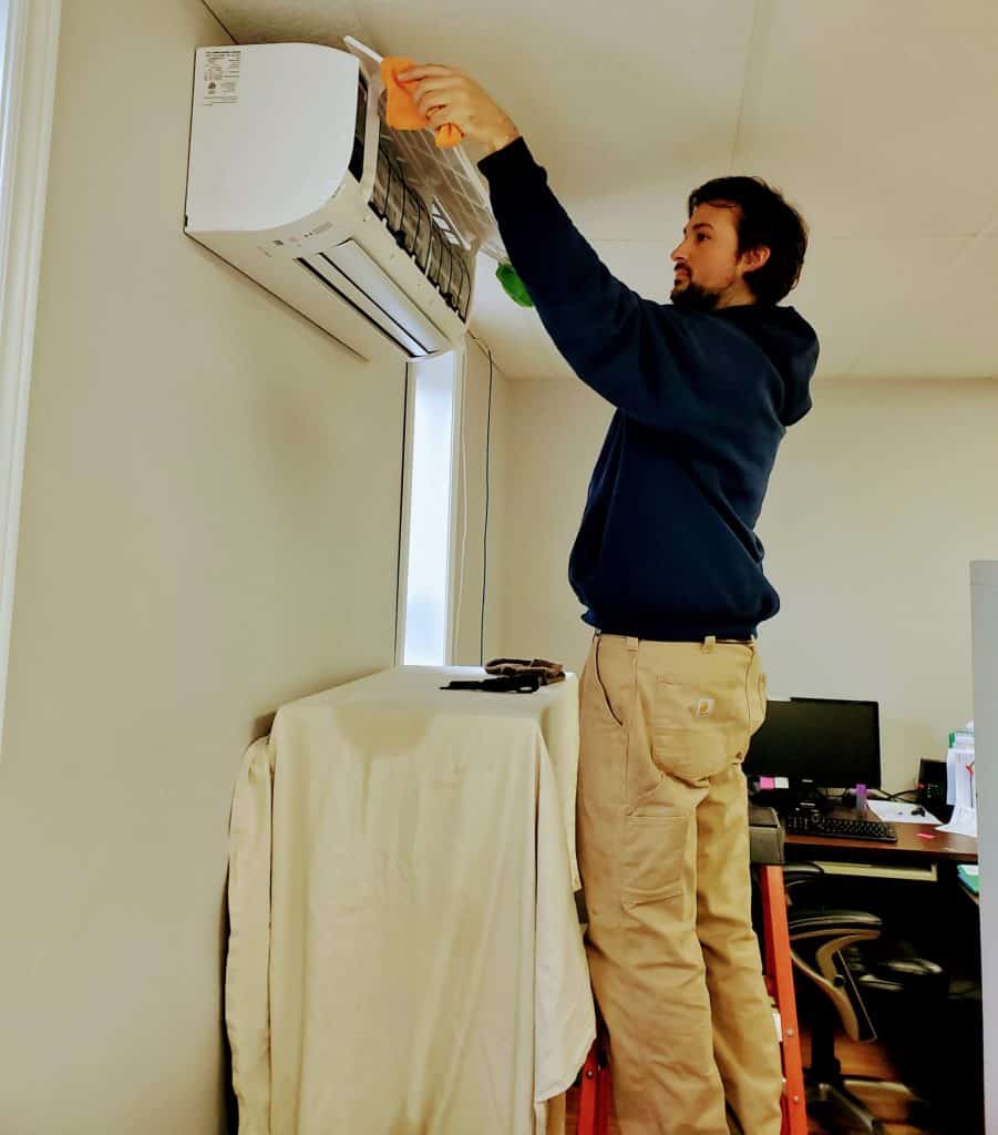 New Glasgow Heat Pump Cleaning Heat pump technician cleaning mini-split New Glasgow Nova Scotia Pure Air